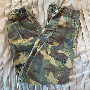 Camo pants